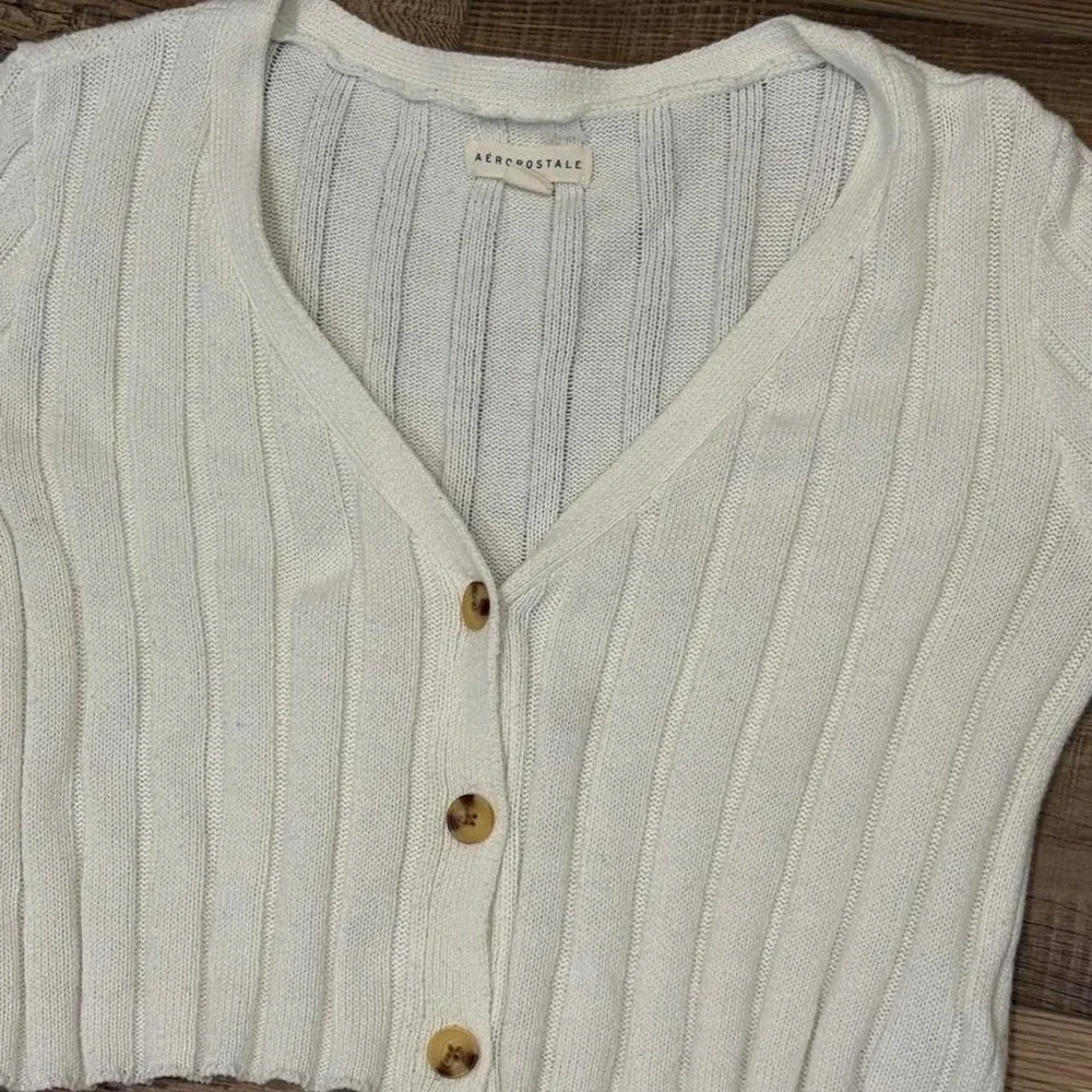 Aeropostale white ribbed knit cardigan in size M